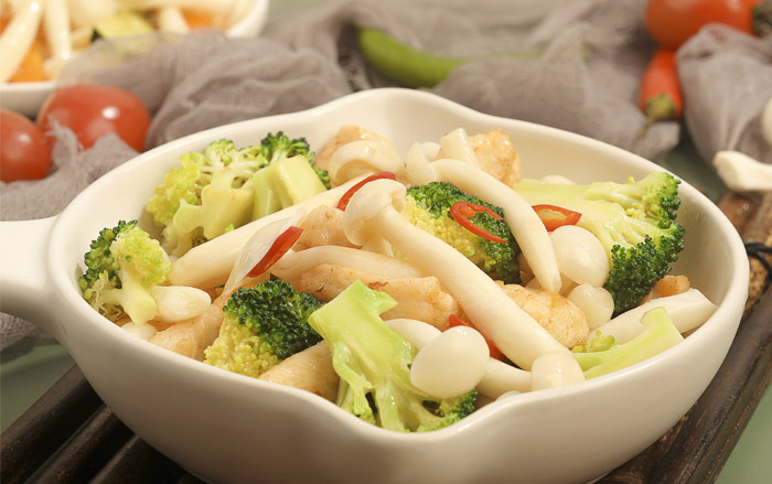 Mushroom & Broccoli Stir-fry with Shrimp: Freshness in Every Bite